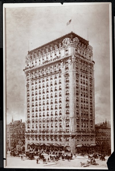Fotografie einer Zeichnung des St. Regis Hotels, südöstliche Ecke der 5th Avenue und 55th Street, New York, von Hughson Frederick Hawley, 1902 von Byron Company